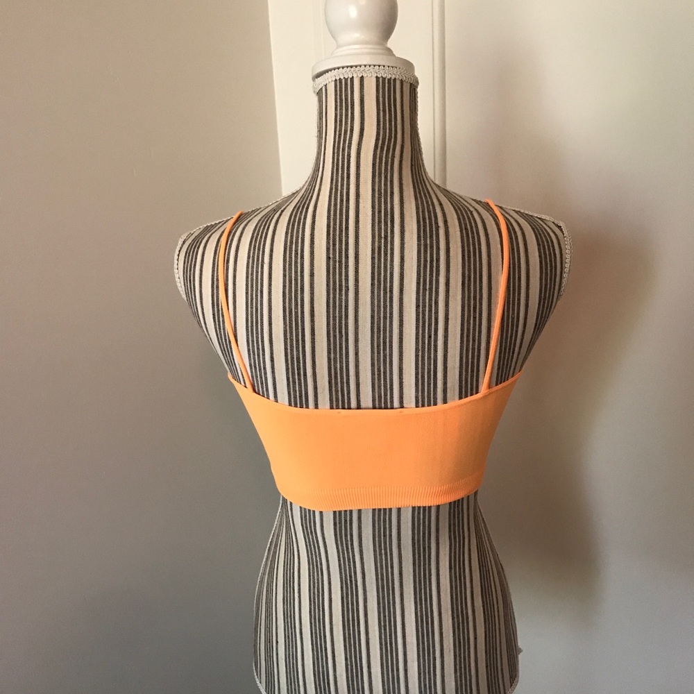 Seamless Tangerine Sports Bra - Picture 5 of 8